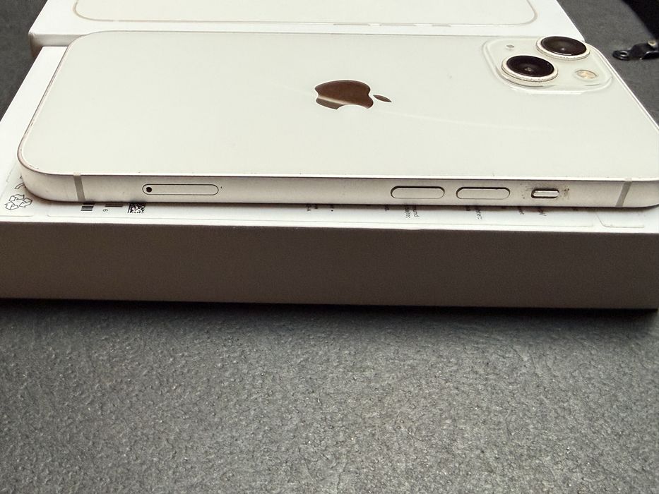 iPhone 13 | 128GB  | White\ Starlight | 87% kondycji |