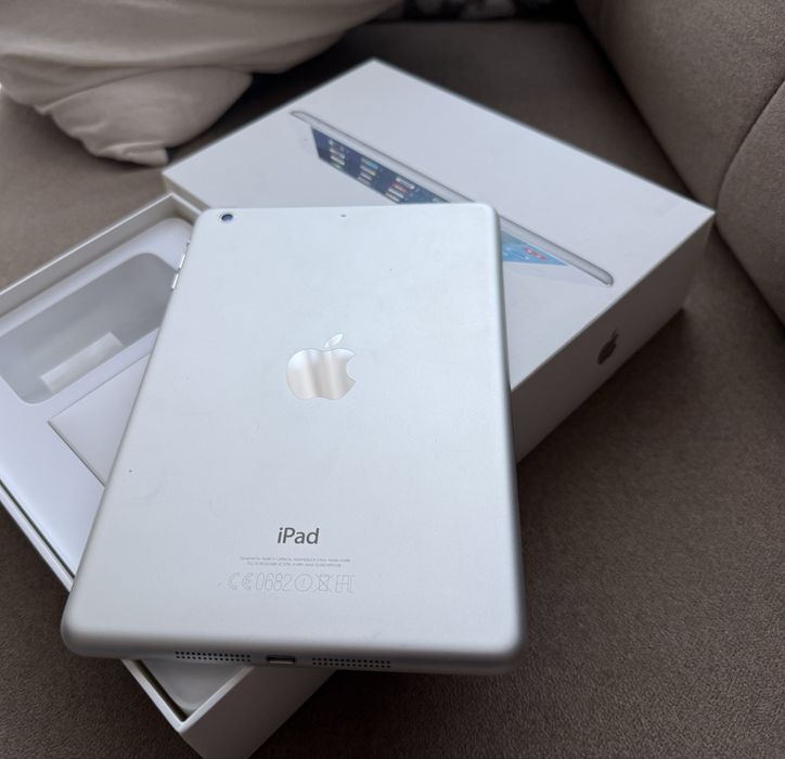 Apple Ipad mini 2 16gb stan idealny