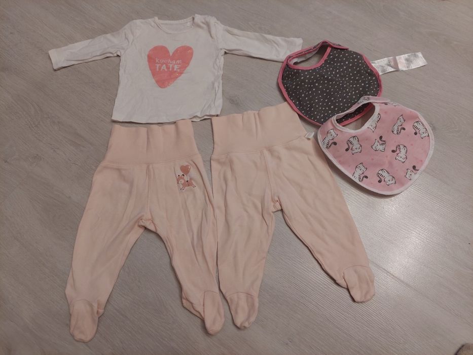 Zestaw ubranek dla dziewczynki 62