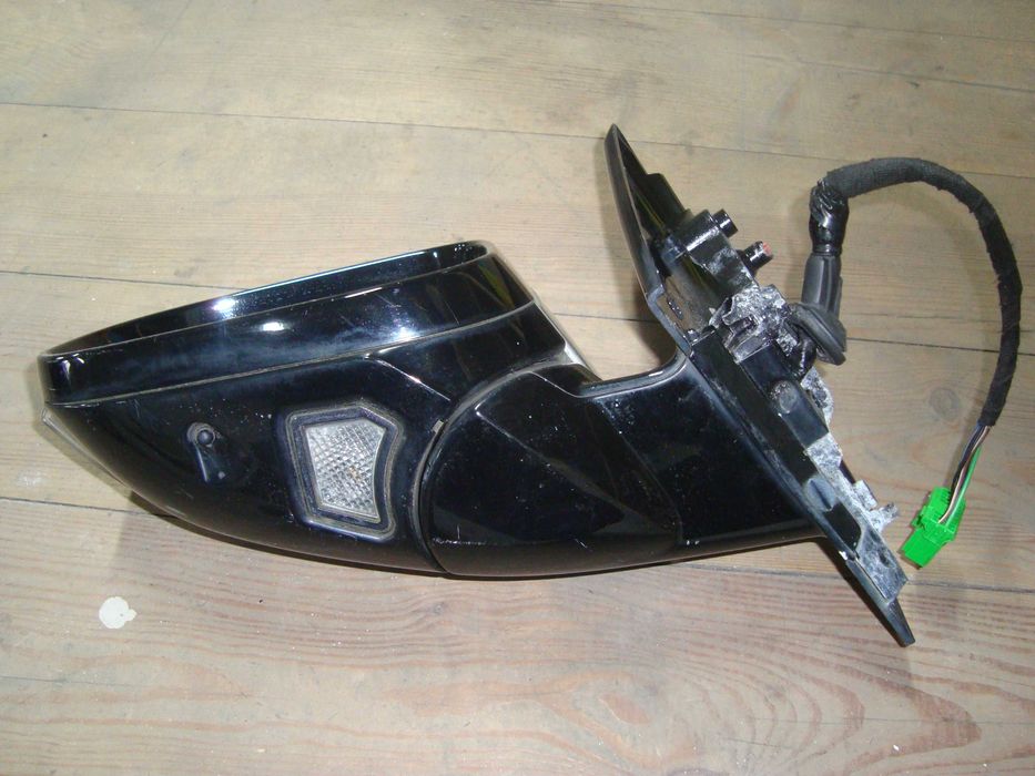 Дзеркало,зеркало оригінальне Volvo V40 R-Disign, Вольво В40 14-16рік.