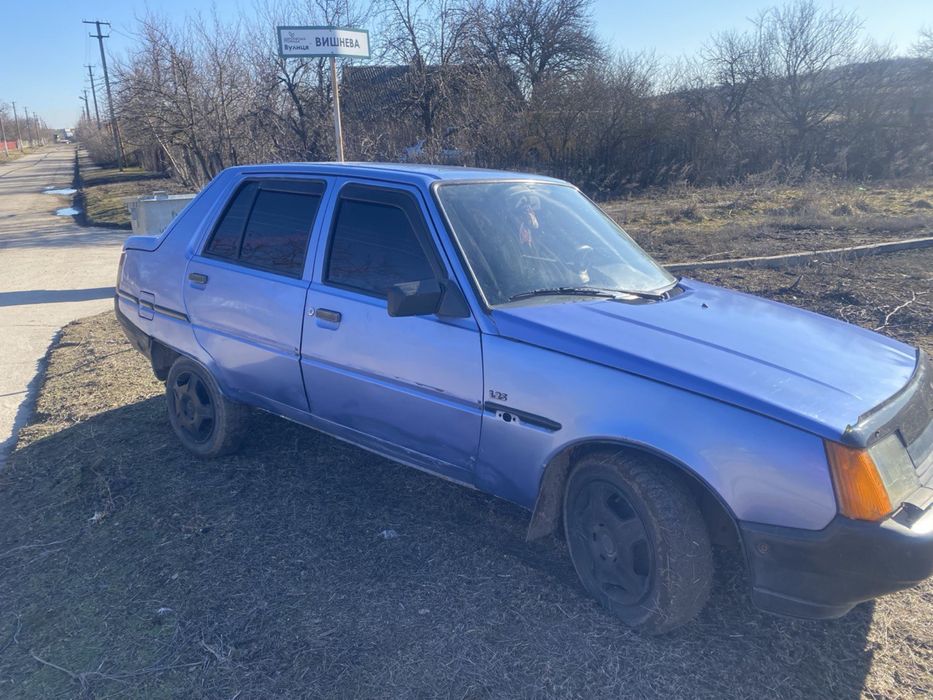 Продам машину на полном ходу