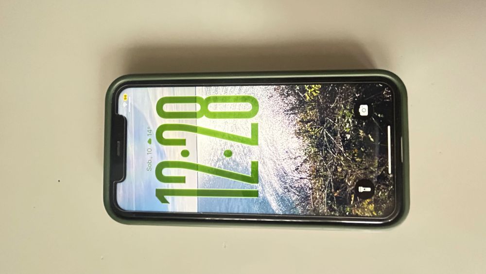 Smartfon IPhone 11