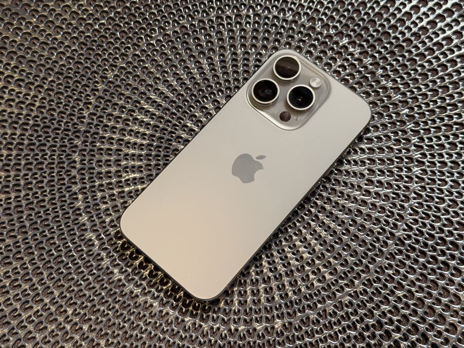 Apple Iphone 15 Pro 256GB Natural Neverlock Батарея 88%