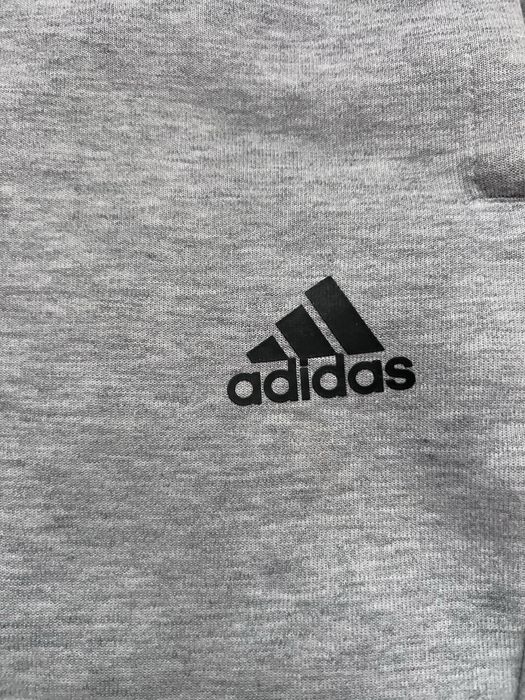 Dresy Adidas tech