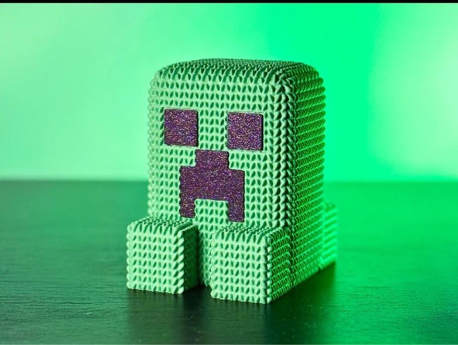 Minecraft Creeper 3D ‼️ фігурка Майнкрафт Крипер  Кіндер  джой