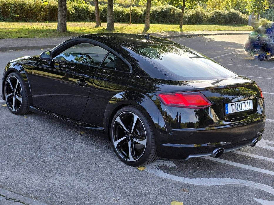 Audi TT  2.0TFSI Versão S-line
