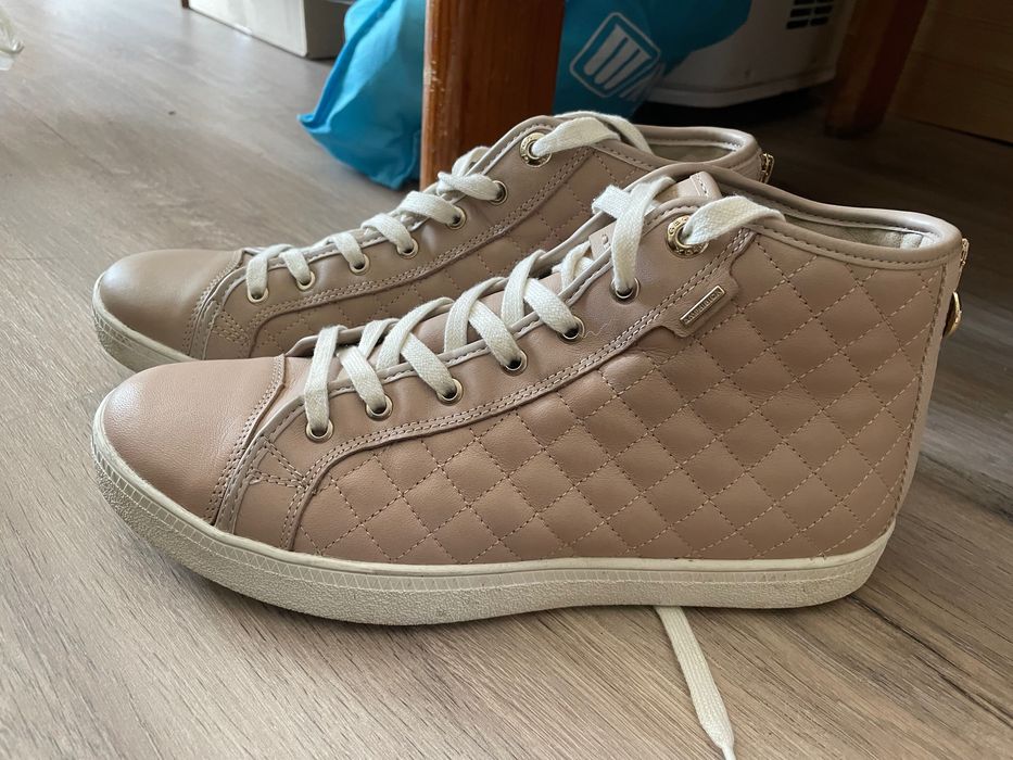 Sapatilhas e botins Geox novas