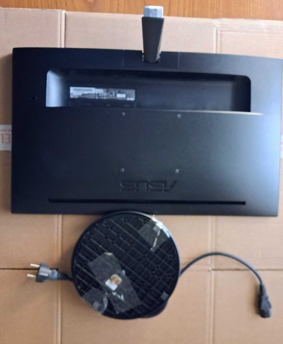 Monitor Asus 50x30cm com tela partida