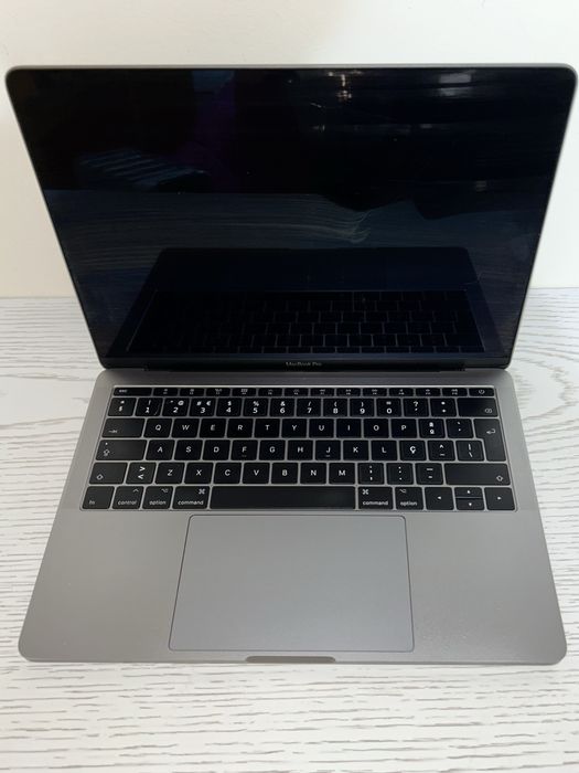MacBook Pro 13” (Modelo A1708, 2017) — 16GB RAM — Space Gray