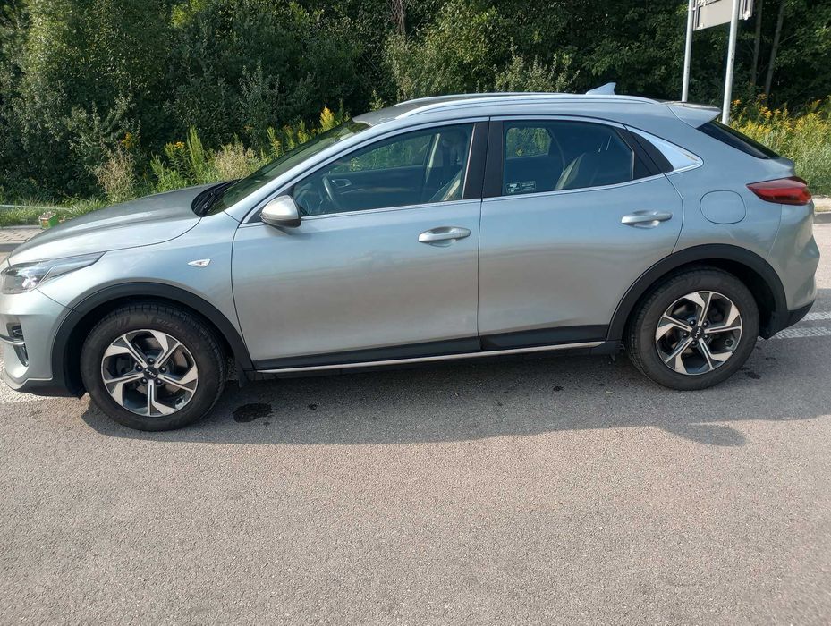 Kia xceed 1.5 2021 r 160 koni