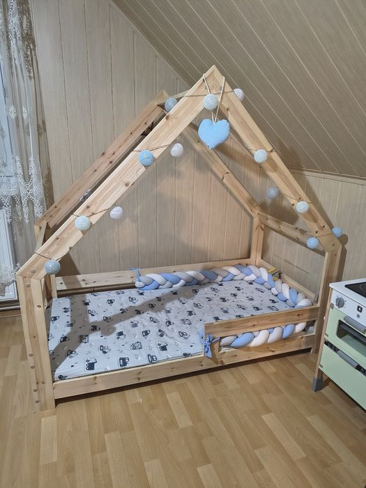 Łóżko dziecięce 160x80 cm domek