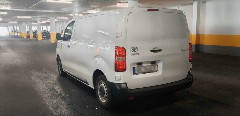 Toyota Proace L1 Van 1.5D 120 cv - IVA DEDUTIVEL
