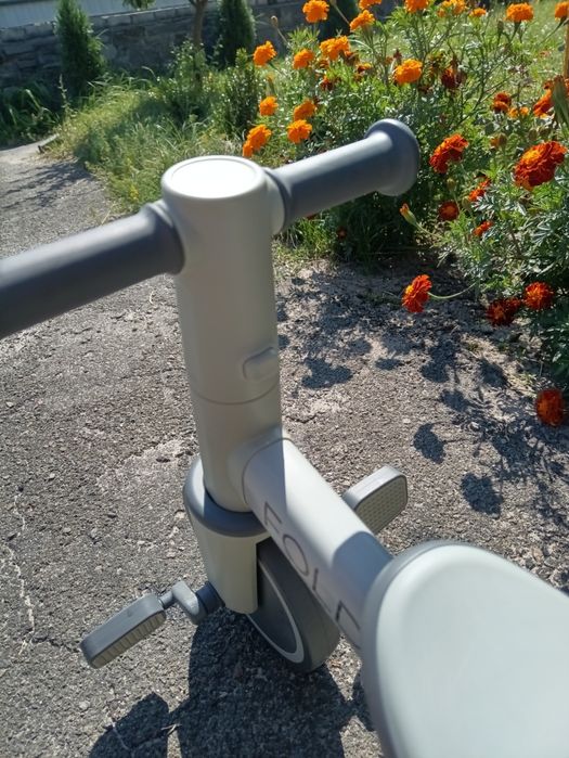 Дитячий триколісний велосипед