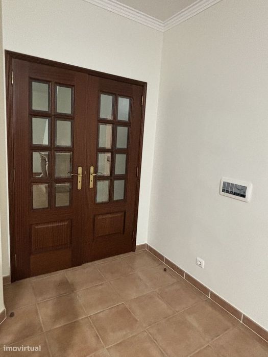 T2 Urb. Qta São Miguel  : " excelente oportunidade "