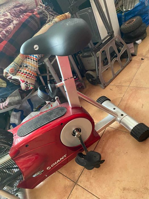 bicicleta de ginastica em bom estado