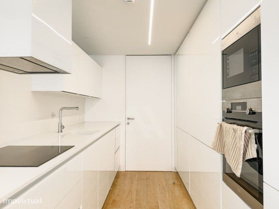 Apartamento T3 de luxo com garagem em Lisboa