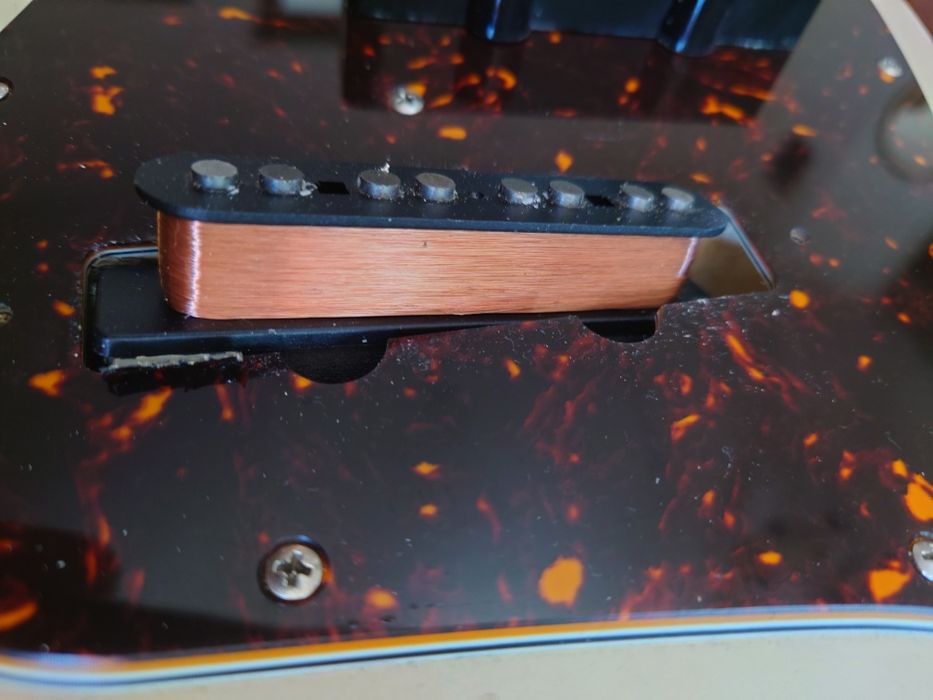 Gitara basowa fretless Jazz bas