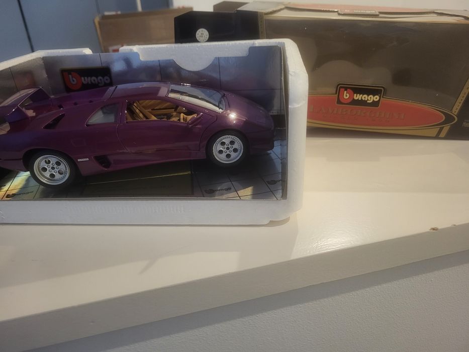 Lamborghini Diablo Burago miniatura 1:18 1/18
