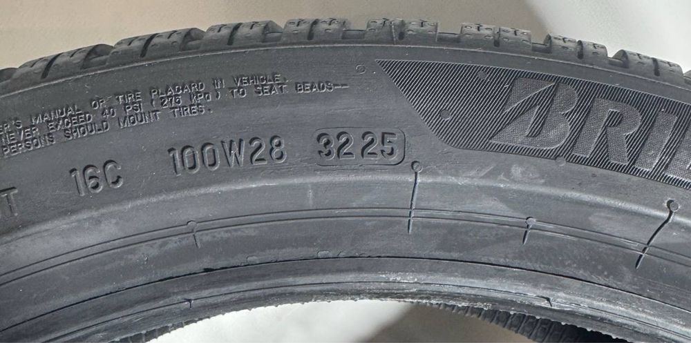 255/40r21 Bridgestone Blizzak 6 102W XL 2025