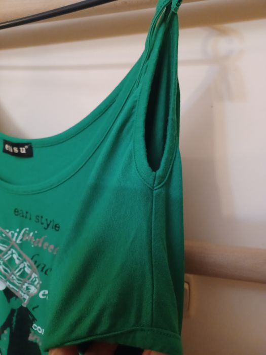 Bluzka w rozmiarze M