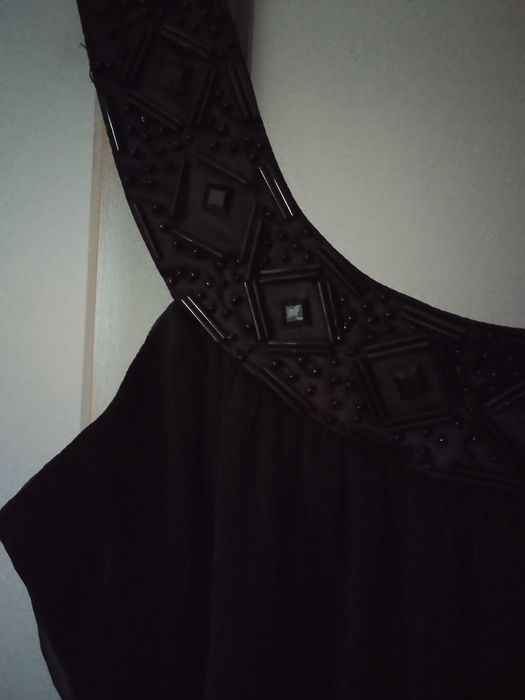 Czarna sukienka z podszewką