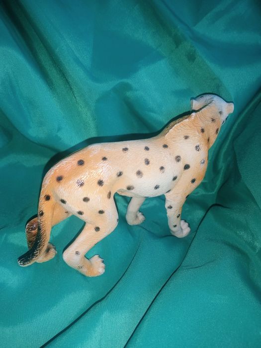 Іграшкова фігура Леопард  18×6cm б/в