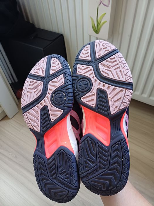 Buty halówki asics rozm.38