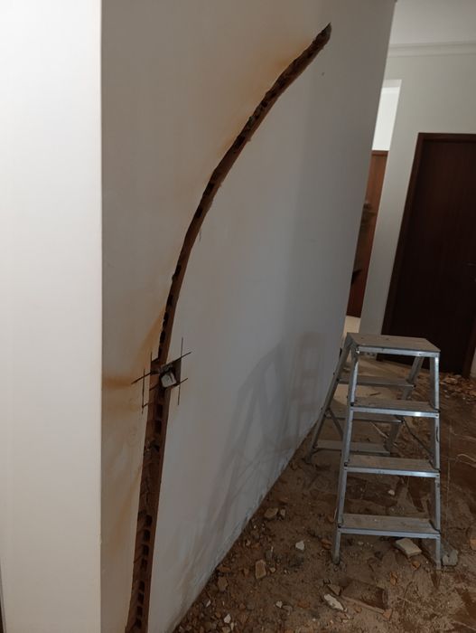 Remodelações, acabamentos, e aplicação de Pladur