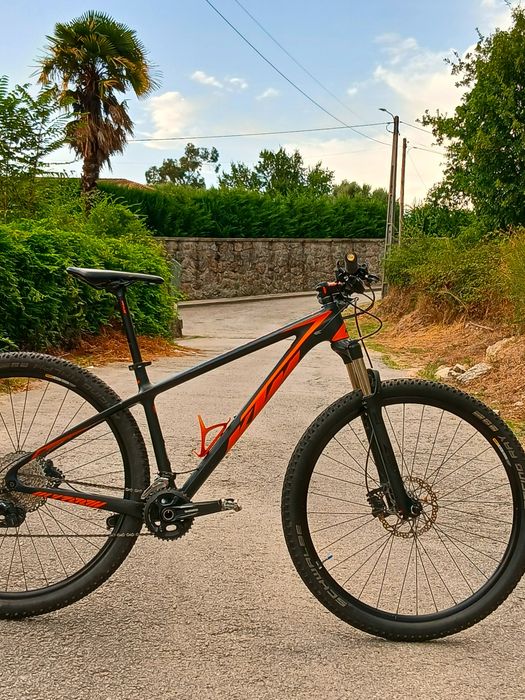 Carbono KTM 29" (negociável)