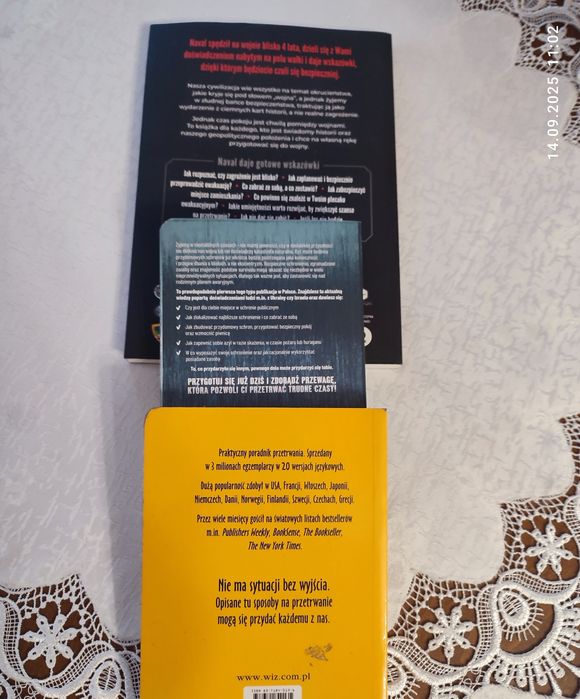 Zestaw książek związanych z survival, prepers + gratis