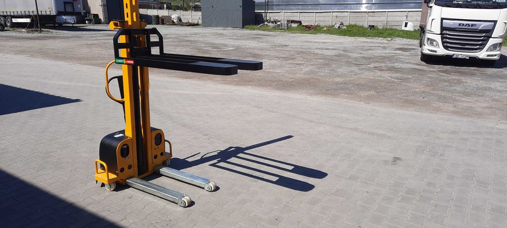 Wózek podnośnikowy samozaładowczy 700 kg -PROMOCJA!!!