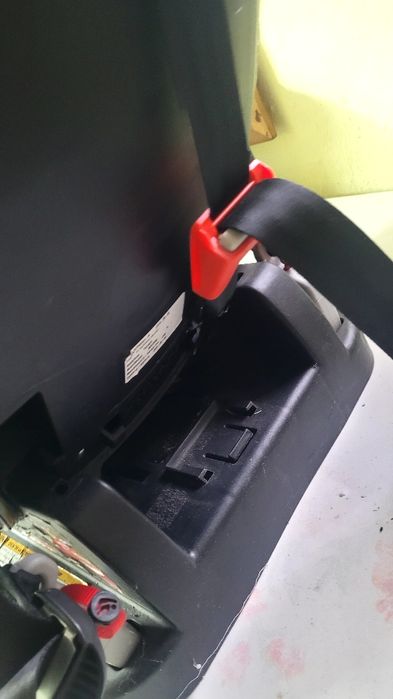 Автокрісло evenflo рожеве