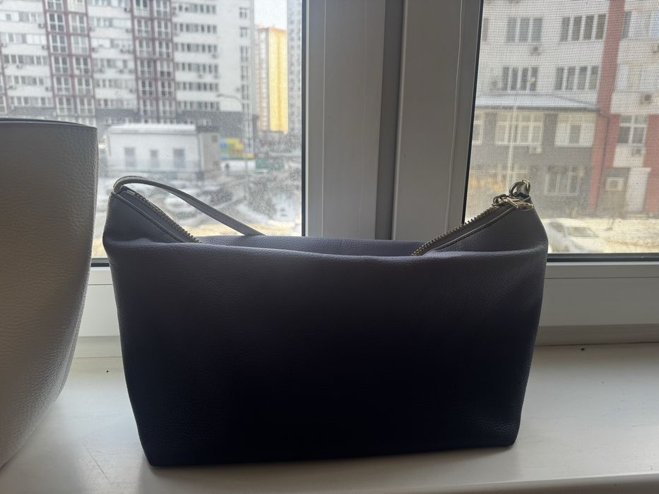 Двостороння сумка Patrizia Pepe з косметичкою