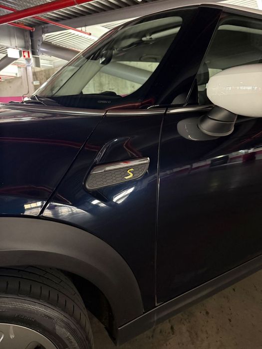 MINI 3 Portas Cooper SE Premium Essential