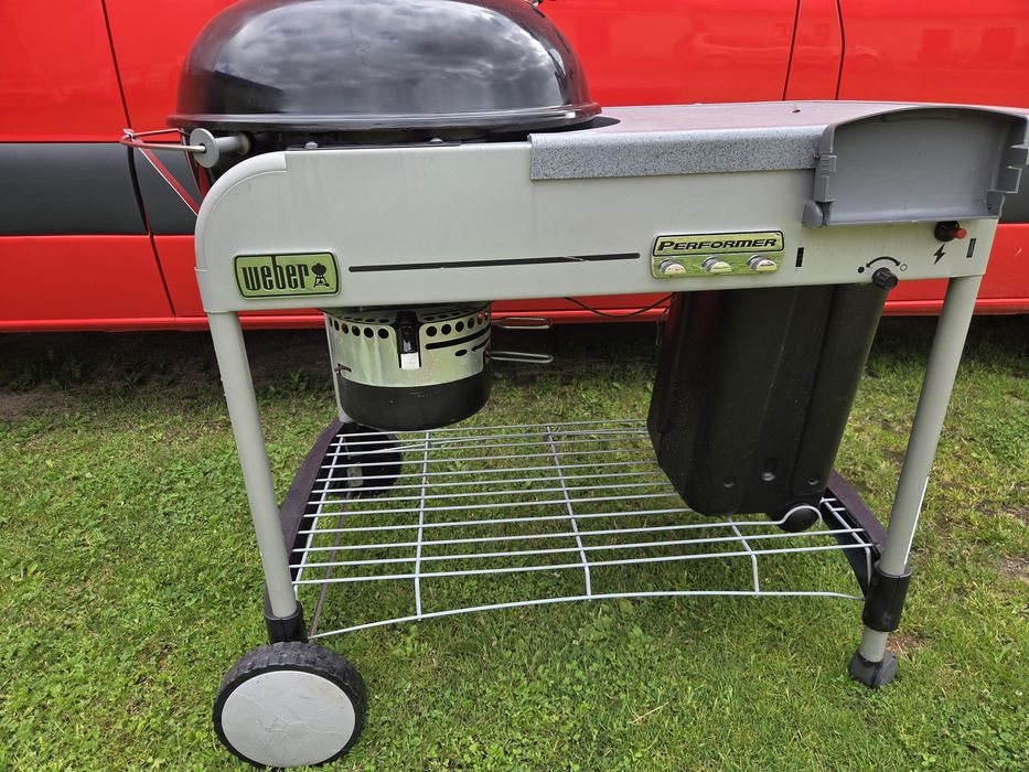 Grill Weber gazowy