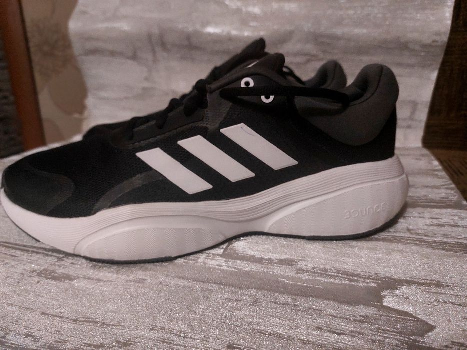 Кросівки Adidas оригінал