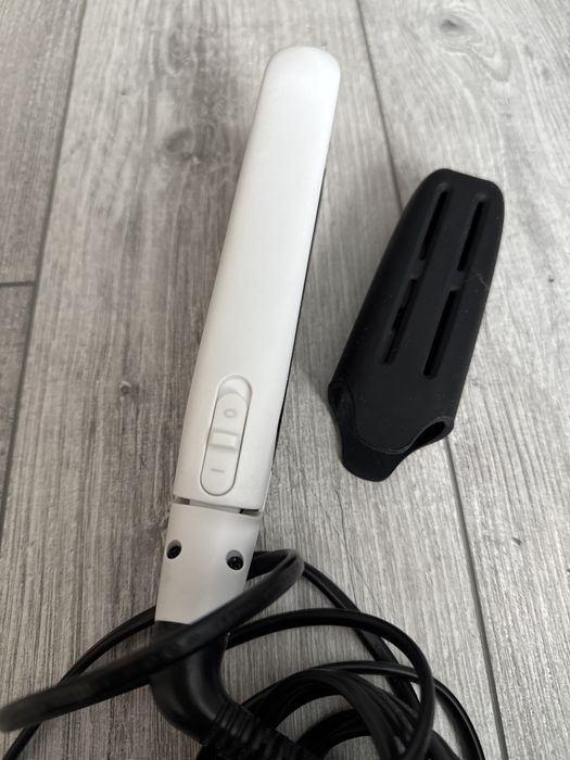 Випрамляч для волосся Remington S7412