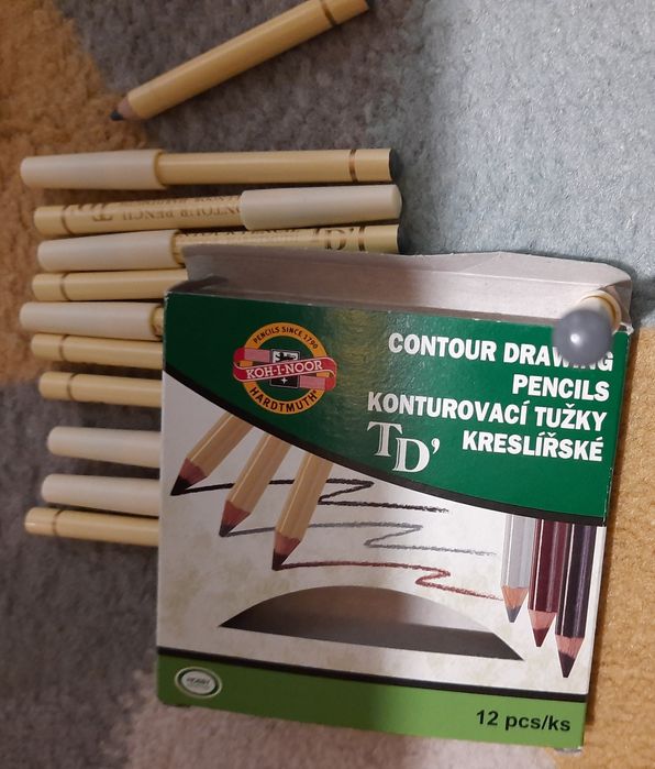 KOH-I-NOOR карандаши для контурного рисования.