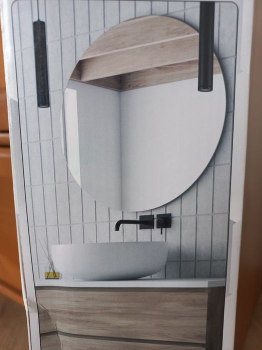 Lampa kinkiet wisząca do łazienki sypialni