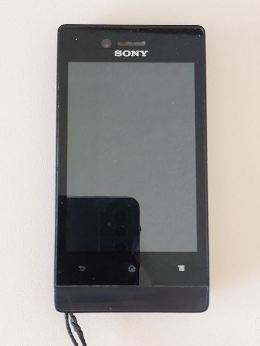 Sony Xperia miro ST23i