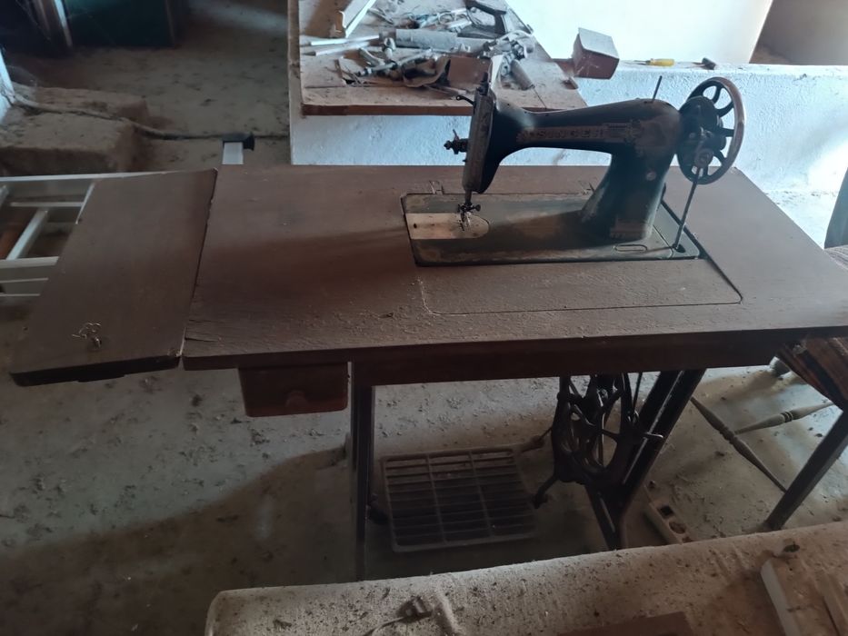 Máquina de costura "Singer"