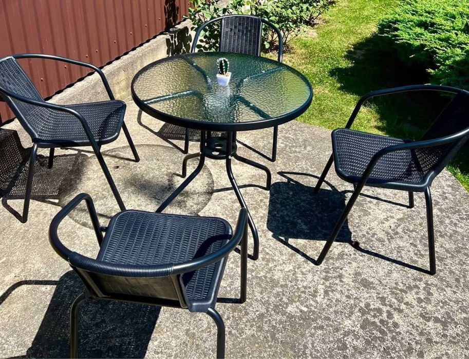 Садові меблі стіл садовий та стільці для тераси балкону