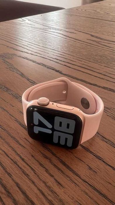 Apple Watch Series 6 40mm GPS – Rose Gold