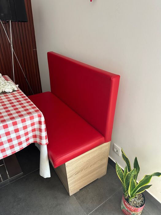 Bancos de Parede / Booths para Restaurante – 5 unidades disponíveis