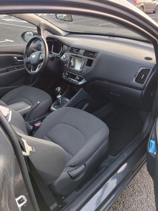 Kia Rio III 1,4 benzyna Platinum Edition 3-drzwiowa