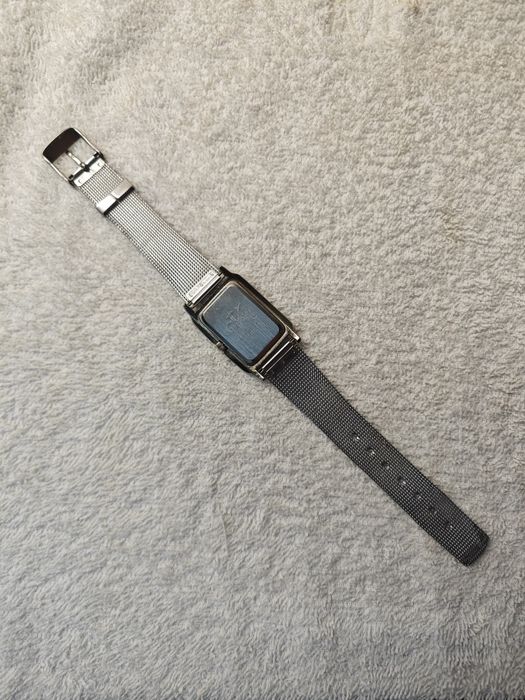 Relógio senhora Calvin Klein prateado bracelete malha