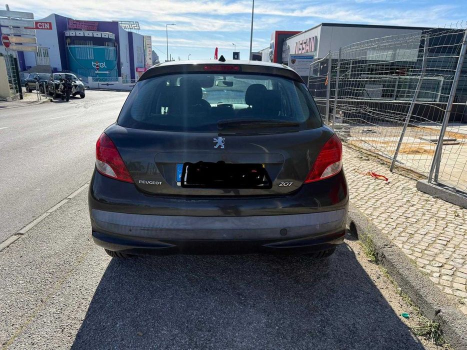 Peugeot 207 1.4 Gasóleo