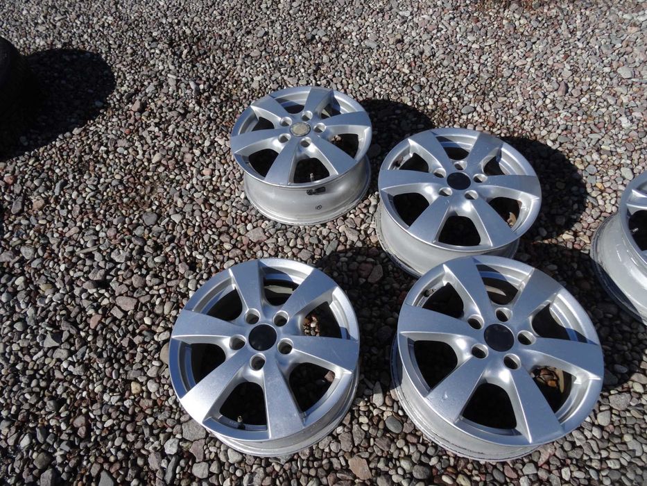 Aluflegi rozmiar 16 Mazda 3 / 6 / CX-5 Hyundai i30 / Tucson / i40 Kia Sportage Nissan Qashqai Toyota Avensis/Corolla