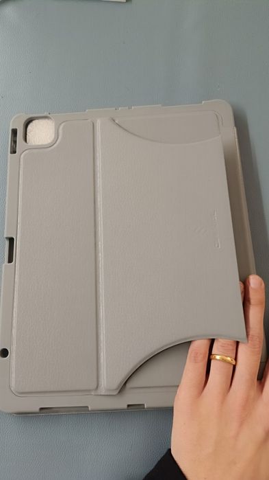 Capa Magnética iPad 12