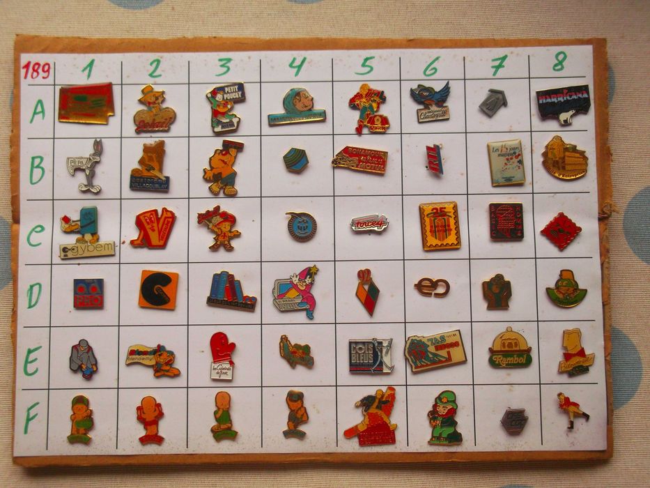 Pins  variados a 0.20€